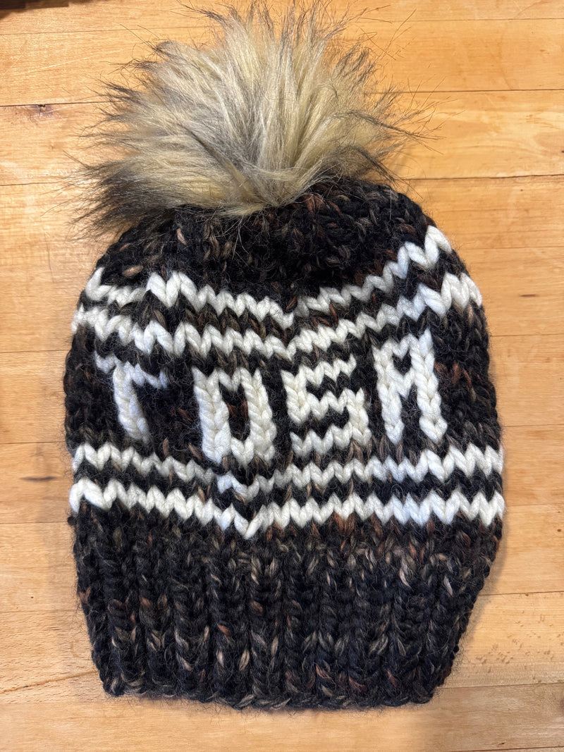 Tosa Knitted Hat with Fur Pom - assorted colors